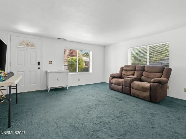 1239 Patrick, Reno, Nevada 89509, 2 Bedrooms Bedrooms, ,1 BathroomBathrooms,Residential,Residential,Patrick,0,260008155