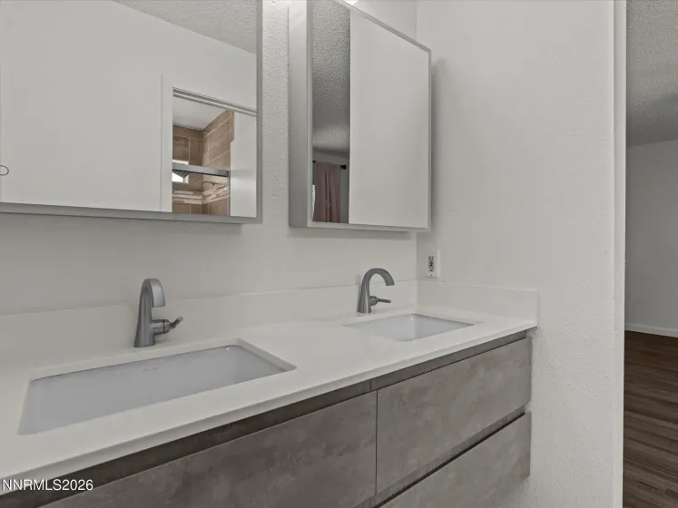 2714 Perro, Reno, Nevada 89502, 4 Bedrooms Bedrooms, ,3 BathroomsBathrooms,Residential,Residential,Perro,0,260008157
