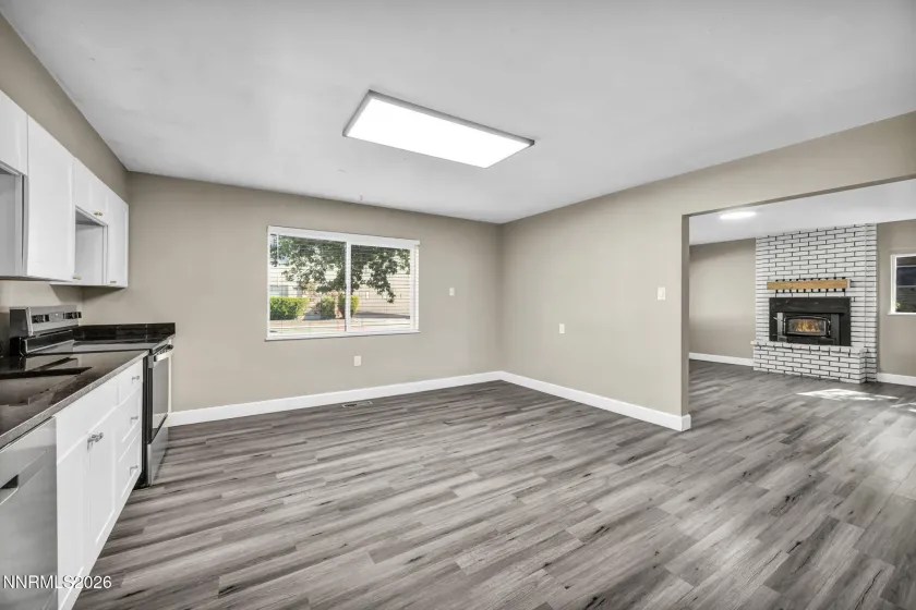 947 I, Sparks, Nevada 89431, 7 Bedrooms Bedrooms, ,3 BathroomsBathrooms,Residential Income,Residential,I,0,260008160