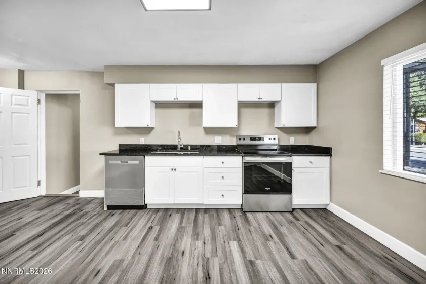 947 I, Sparks, Nevada 89431, 7 Bedrooms Bedrooms, ,3 BathroomsBathrooms,Residential Income,Residential,I,0,260008160