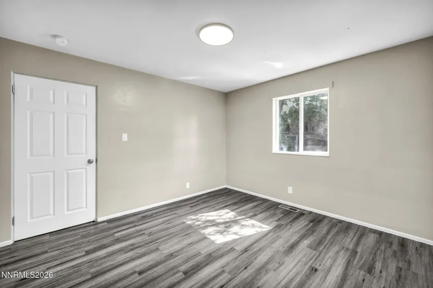 947 I, Sparks, Nevada 89431, 7 Bedrooms Bedrooms, ,3 BathroomsBathrooms,Residential Income,Residential,I,0,260008160