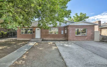 947 I, Sparks, Nevada 89431, 7 Bedrooms Bedrooms, ,3 BathroomsBathrooms,Residential Income,Residential,I,0,260008160