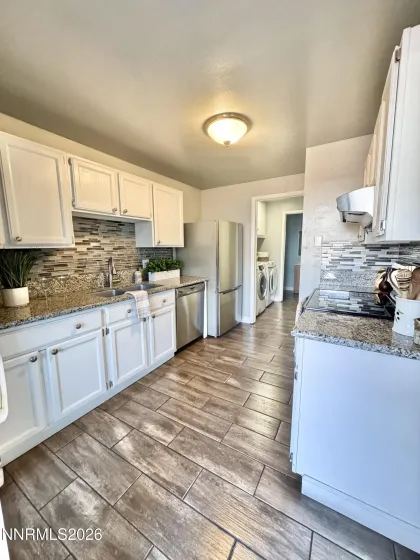 1601 London, Sparks, Nevada 89431, 3 Bedrooms Bedrooms, ,2 BathroomsBathrooms,Residential Lease,Manufactured,London,0,260008161
