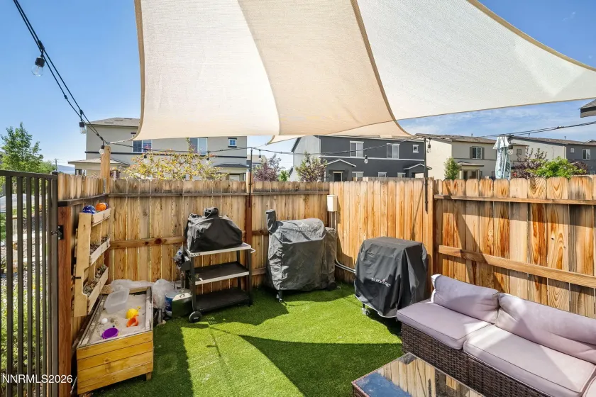 451 Autumn Breeze, Reno, Nevada 89511, 3 Bedrooms Bedrooms, ,3 BathroomsBathrooms,Residential,Residential,Autumn Breeze,0,260008162
