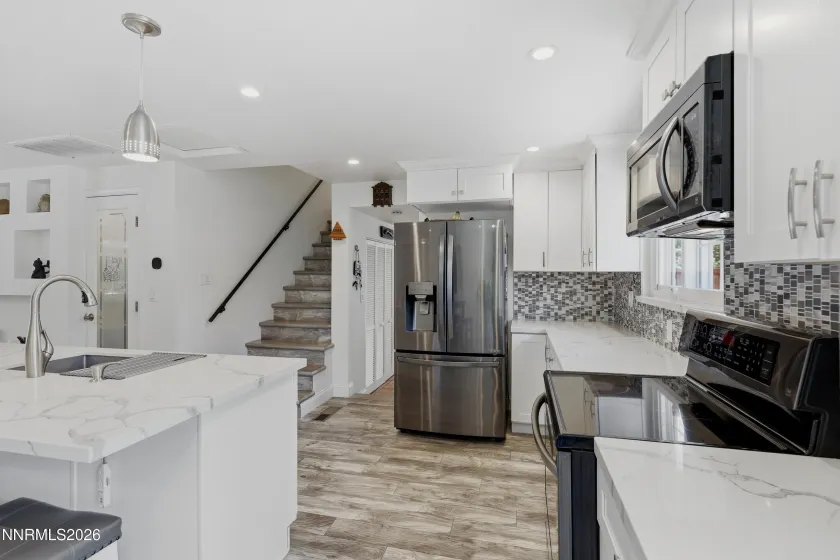 810 Autumn Hills, Reno, Nevada 89511, 3 Bedrooms Bedrooms, ,3 BathroomsBathrooms,Residential,Residential,Autumn Hills,0,260008169