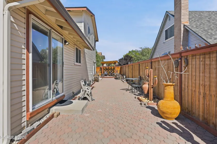 810 Autumn Hills, Reno, Nevada 89511, 3 Bedrooms Bedrooms, ,3 BathroomsBathrooms,Residential,Residential,Autumn Hills,0,260008169