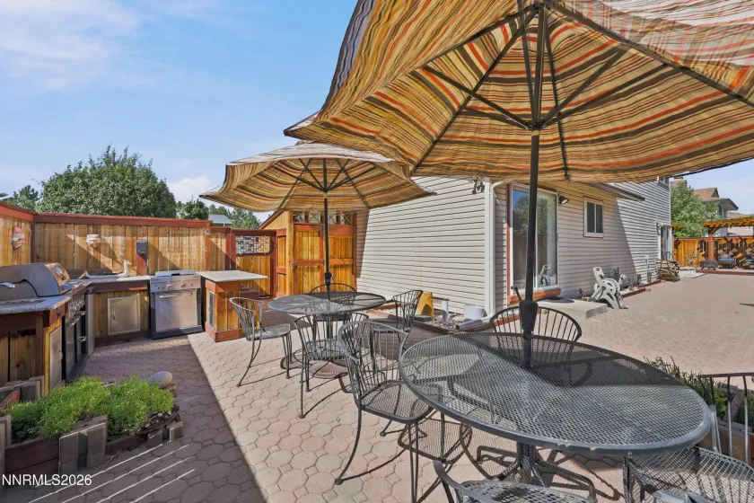 810 Autumn Hills, Reno, Nevada 89511, 3 Bedrooms Bedrooms, ,3 BathroomsBathrooms,Residential,Residential,Autumn Hills,0,260008169