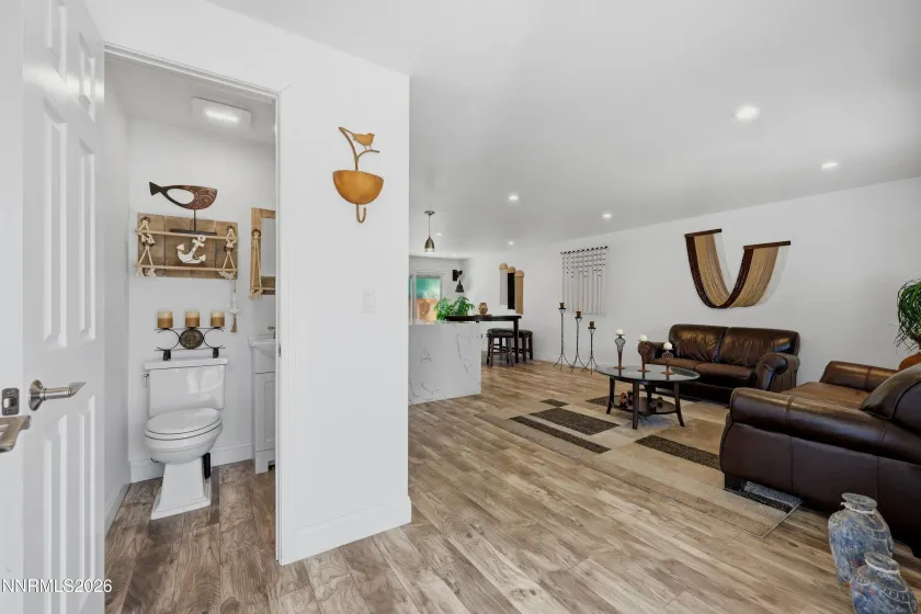 810 Autumn Hills, Reno, Nevada 89511, 3 Bedrooms Bedrooms, ,3 BathroomsBathrooms,Residential,Residential,Autumn Hills,0,260008169
