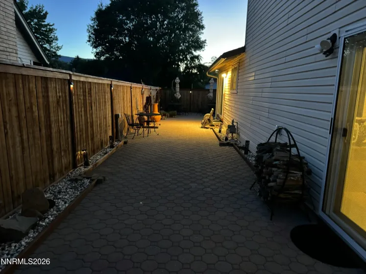 810 Autumn Hills, Reno, Nevada 89511, 3 Bedrooms Bedrooms, ,3 BathroomsBathrooms,Residential,Residential,Autumn Hills,0,260008169