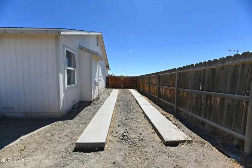 420 Fort Sutter, Fernley, Nevada 89408, 3 Bedrooms Bedrooms, ,2 BathroomsBathrooms,Residential,Residential,Fort Sutter,0,260008173