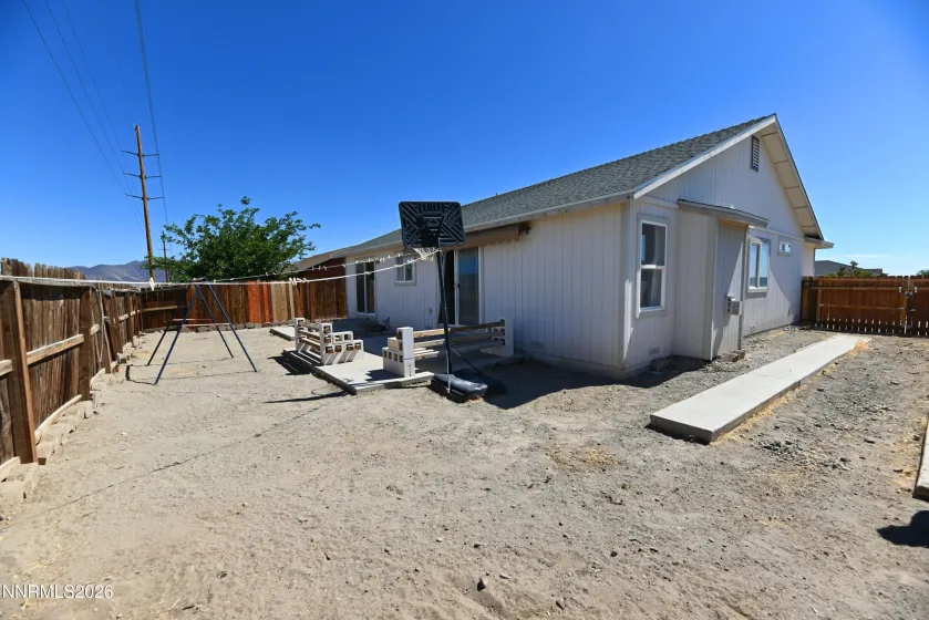 420 Fort Sutter, Fernley, Nevada 89408, 3 Bedrooms Bedrooms, ,2 BathroomsBathrooms,Residential,Residential,Fort Sutter,0,260008173