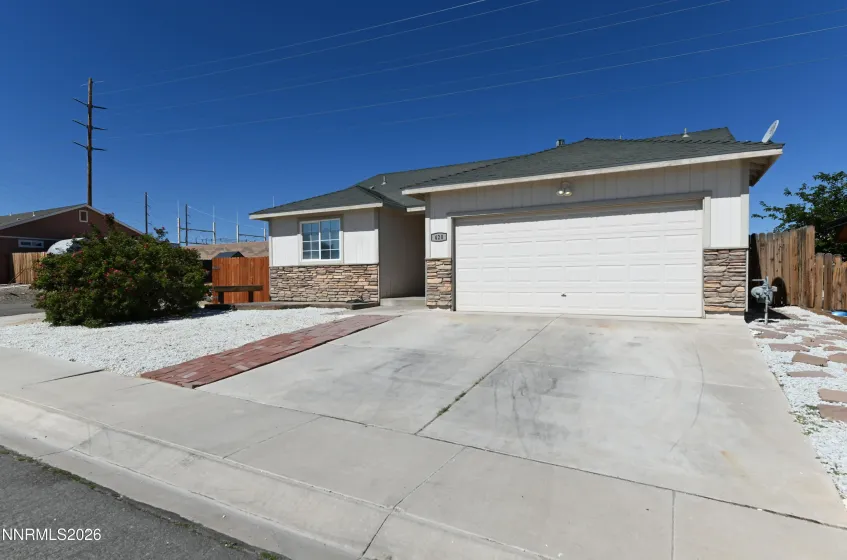 420 Fort Sutter, Fernley, Nevada 89408, 3 Bedrooms Bedrooms, ,2 BathroomsBathrooms,Residential,Residential,Fort Sutter,0,260008173