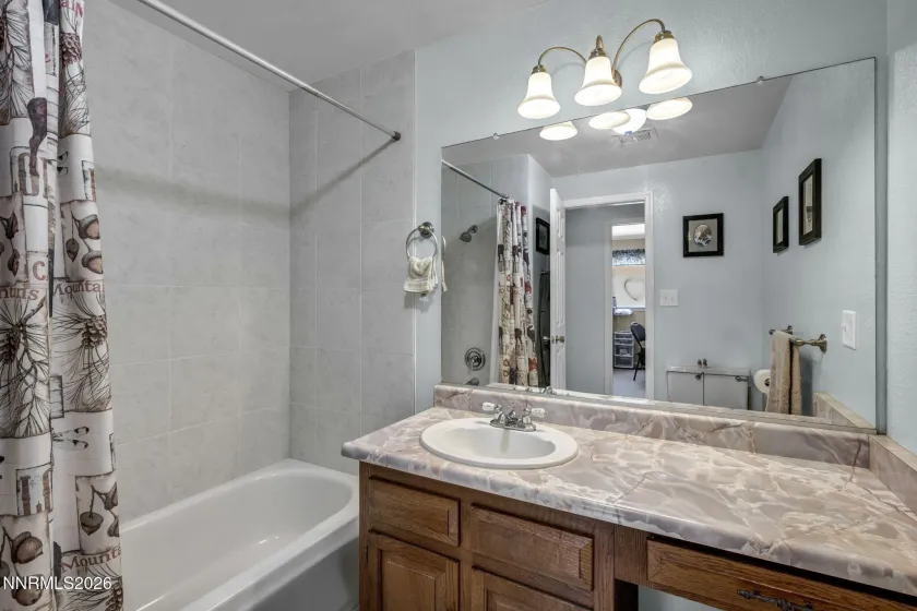 7210 Marlin, Reno, Nevada 89506, 3 Bedrooms Bedrooms, ,2 BathroomsBathrooms,Residential,Residential,Marlin,0,260008172