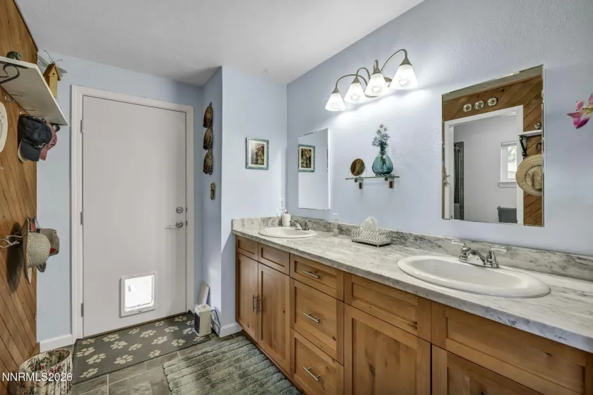7210 Marlin, Reno, Nevada 89506, 3 Bedrooms Bedrooms, ,2 BathroomsBathrooms,Residential,Residential,Marlin,0,260008172