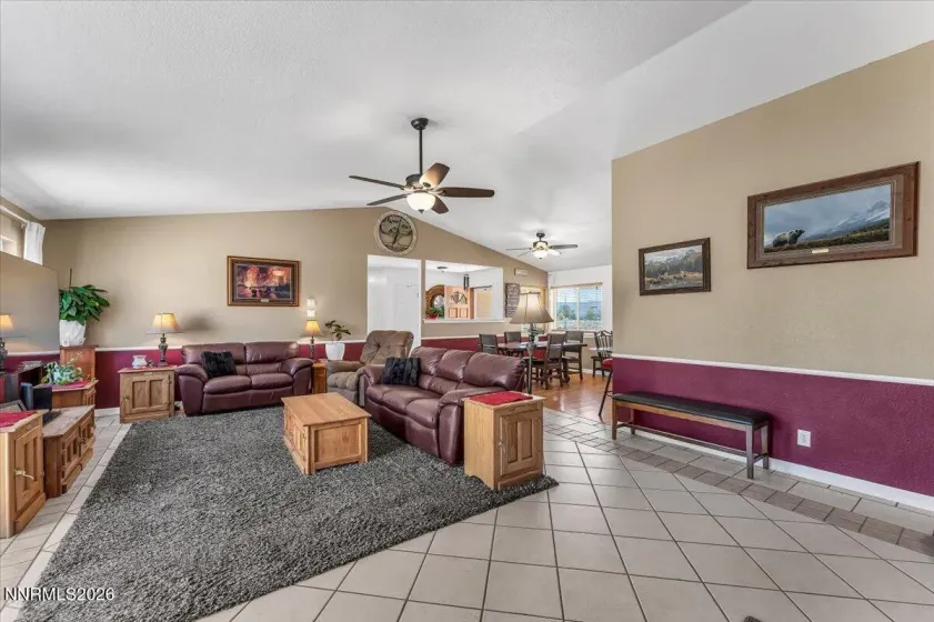10545 Osage, Reno, Nevada 89508, 3 Bedrooms Bedrooms, ,3 BathroomsBathrooms,Residential,Residential,Osage,0,260008174