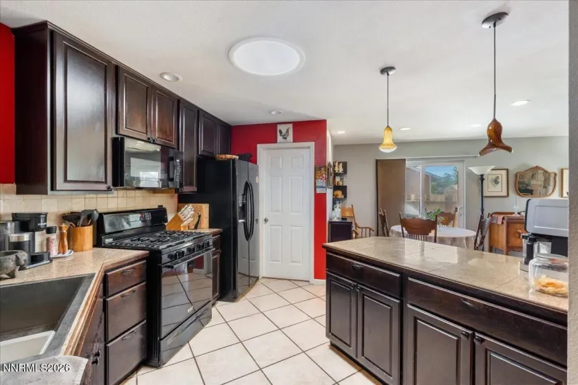 772 Hornet, Gardnerville, Nevada 89460, 3 Bedrooms Bedrooms, ,2 BathroomsBathrooms,Residential,Residential,Hornet,0,260008176
