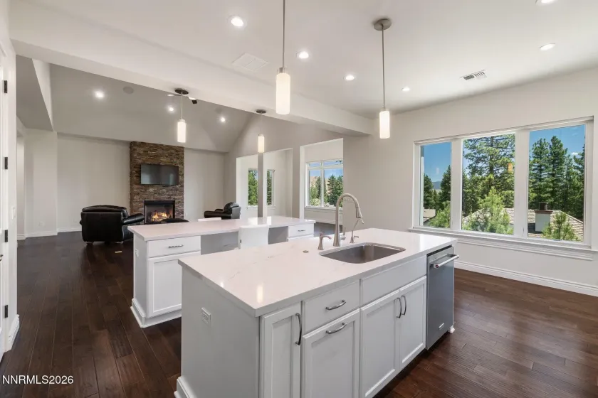20600 Chanson, Reno, Nevada 89511, 4 Bedrooms Bedrooms, ,4 BathroomsBathrooms,Residential,Residential,Chanson,0,260008177