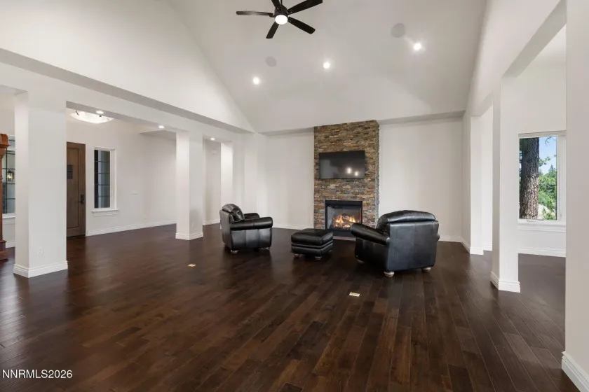 20600 Chanson, Reno, Nevada 89511, 4 Bedrooms Bedrooms, ,4 BathroomsBathrooms,Residential,Residential,Chanson,0,260008177