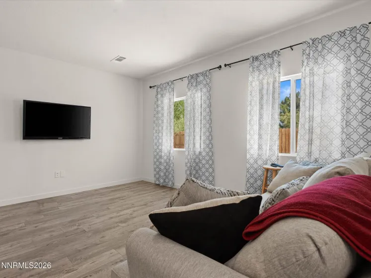 2635 Emerson, Fernley, Nevada 89408, 3 Bedrooms Bedrooms, ,2 BathroomsBathrooms,Residential,Residential,Emerson,0,260008178