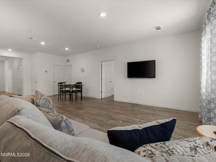 2635 Emerson, Fernley, Nevada 89408, 3 Bedrooms Bedrooms, ,2 BathroomsBathrooms,Residential,Residential,Emerson,0,260008178