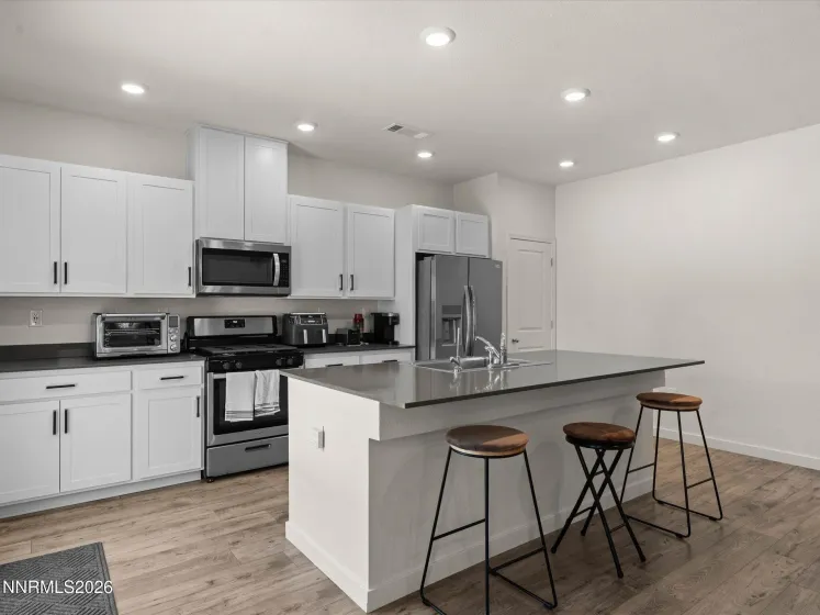 2635 Emerson, Fernley, Nevada 89408, 3 Bedrooms Bedrooms, ,2 BathroomsBathrooms,Residential,Residential,Emerson,0,260008178