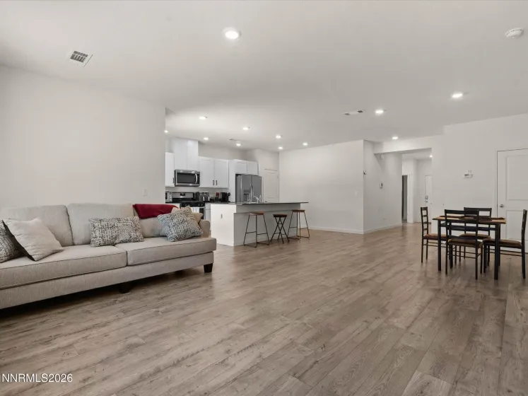 2635 Emerson, Fernley, Nevada 89408, 3 Bedrooms Bedrooms, ,2 BathroomsBathrooms,Residential,Residential,Emerson,0,260008178