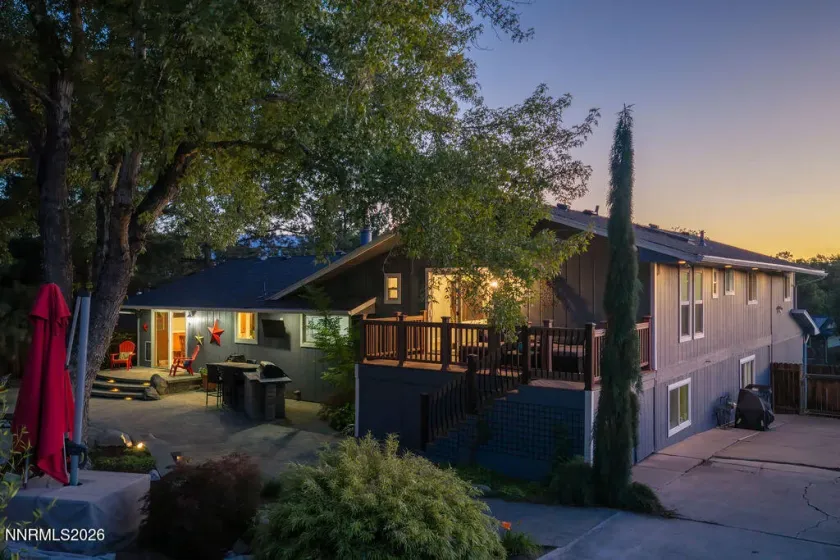 2450 Sequoia, Reno, Nevada 89502, 4 Bedrooms Bedrooms, ,3 BathroomsBathrooms,Residential,Residential,Sequoia,0,260008179