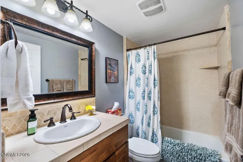 2450 Sequoia, Reno, Nevada 89502, 4 Bedrooms Bedrooms, ,3 BathroomsBathrooms,Residential,Residential,Sequoia,0,260008179