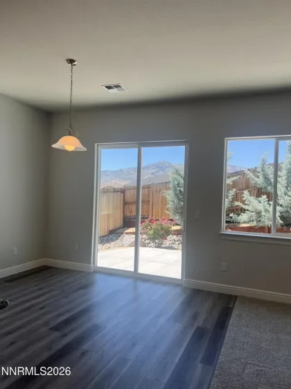 14423 Fredonia, Reno, Nevada 89506, 4 Bedrooms Bedrooms, ,3 BathroomsBathrooms,Residential,Residential,Fredonia,0,260008181