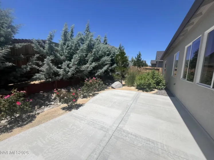 14423 Fredonia, Reno, Nevada 89506, 4 Bedrooms Bedrooms, ,3 BathroomsBathrooms,Residential,Residential,Fredonia,0,260008181