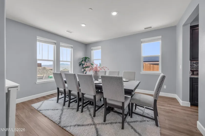 2768 Vecchio, Sparks, Nevada 89434, 4 Bedrooms Bedrooms, ,3 BathroomsBathrooms,Residential,Residential,Vecchio,0,260008184