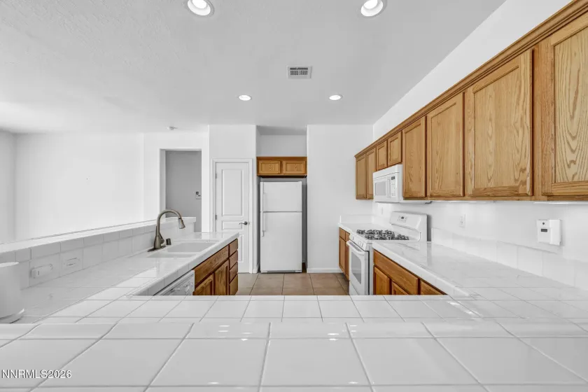 9036 Cabin Creek, Reno, Nevada 89523, 2 Bedrooms Bedrooms, ,2 BathroomsBathrooms,Residential,Residential,Cabin Creek,0,260008140