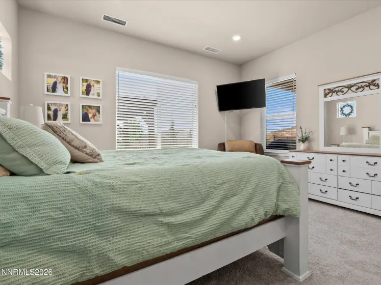 1227 Silver Vw, Sparks, Nevada 89436, 4 Bedrooms Bedrooms, ,4 BathroomsBathrooms,Residential,Residential,Silver Vw,0,260008204