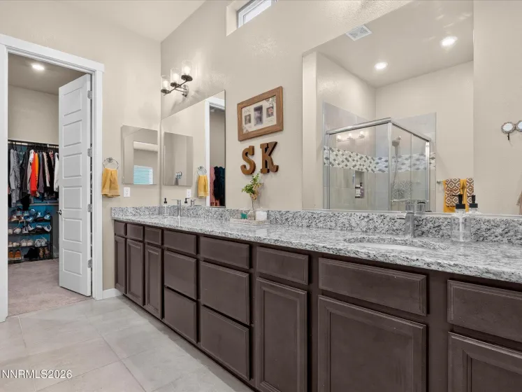 1227 Silver Vw, Sparks, Nevada 89436, 4 Bedrooms Bedrooms, ,4 BathroomsBathrooms,Residential,Residential,Silver Vw,0,260008204