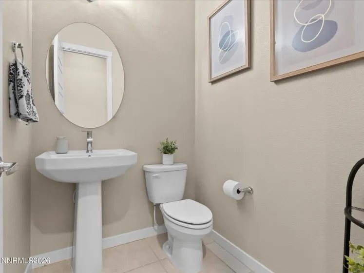 1227 Silver Vw, Sparks, Nevada 89436, 4 Bedrooms Bedrooms, ,4 BathroomsBathrooms,Residential,Residential,Silver Vw,0,260008204