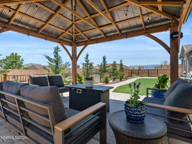 1227 Silver Vw, Sparks, Nevada 89436, 4 Bedrooms Bedrooms, ,4 BathroomsBathrooms,Residential,Residential,Silver Vw,0,260008204