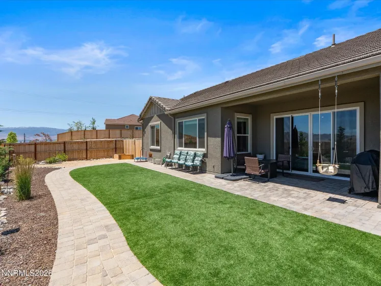 1227 Silver Vw, Sparks, Nevada 89436, 4 Bedrooms Bedrooms, ,4 BathroomsBathrooms,Residential,Residential,Silver Vw,0,260008204
