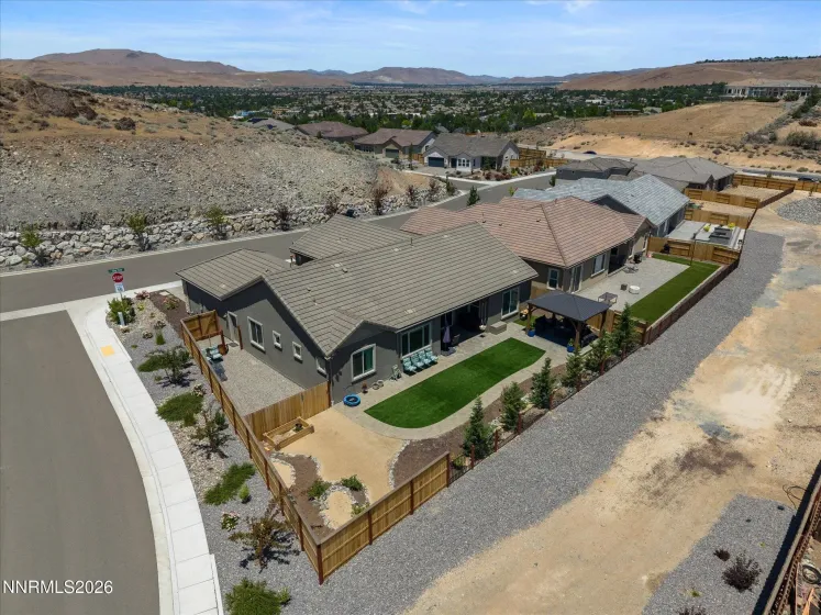 1227 Silver Vw, Sparks, Nevada 89436, 4 Bedrooms Bedrooms, ,4 BathroomsBathrooms,Residential,Residential,Silver Vw,0,260008204