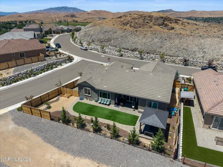 1227 Silver Vw, Sparks, Nevada 89436, 4 Bedrooms Bedrooms, ,4 BathroomsBathrooms,Residential,Residential,Silver Vw,0,260008204