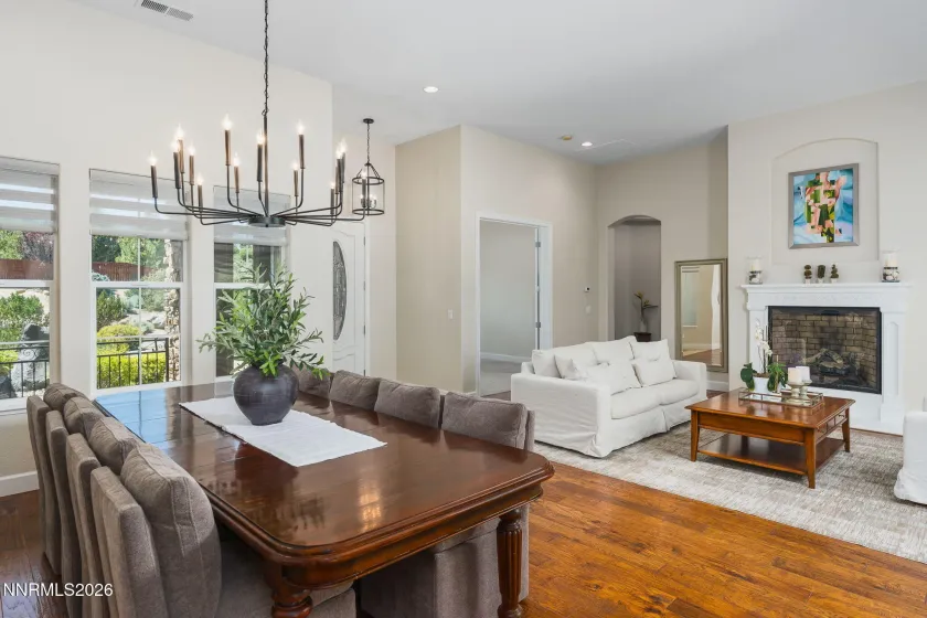 15000 Chateau, Reno, Nevada 89511, 4 Bedrooms Bedrooms, ,4 BathroomsBathrooms,Residential,Residential,Chateau,0,260008205