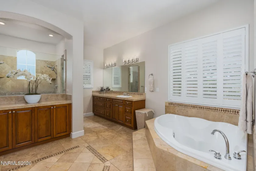 15000 Chateau, Reno, Nevada 89511, 4 Bedrooms Bedrooms, ,4 BathroomsBathrooms,Residential,Residential,Chateau,0,260008205