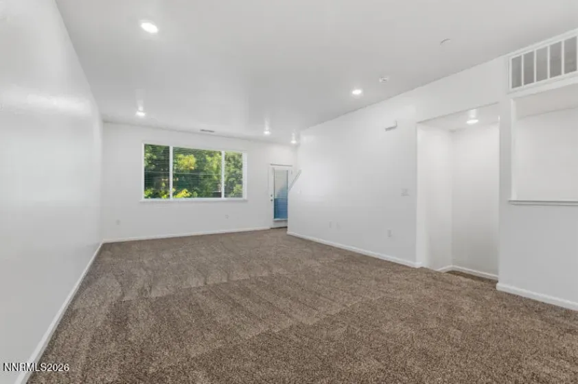 285 Mark Jeffrey, Reno, Nevada 89503, 2 Bedrooms Bedrooms, ,3 BathroomsBathrooms,Residential Lease,Manufactured,Mark Jeffrey,0,260008206