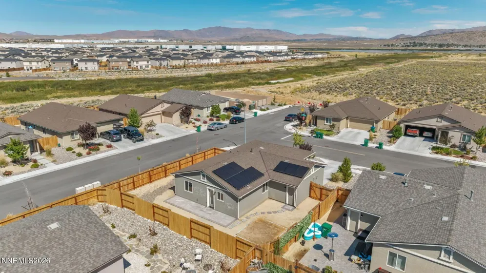 530 Paradise Valley, Reno, Nevada 89506, 3 Bedrooms Bedrooms, ,2 BathroomsBathrooms,Residential,Residential,Paradise Valley,0,260008207
