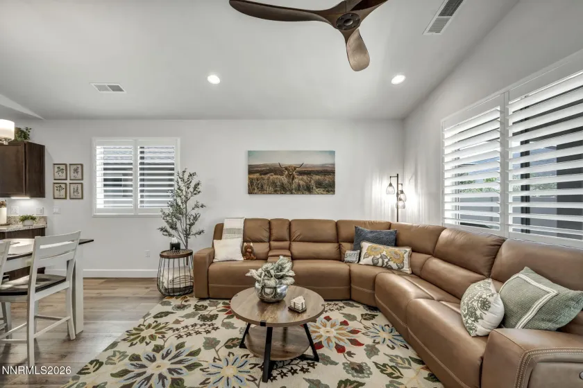 10862 Farmstead, Reno, Nevada 89521, 2 Bedrooms Bedrooms, ,2 BathroomsBathrooms,Residential,Residential,Farmstead,0,260008210
