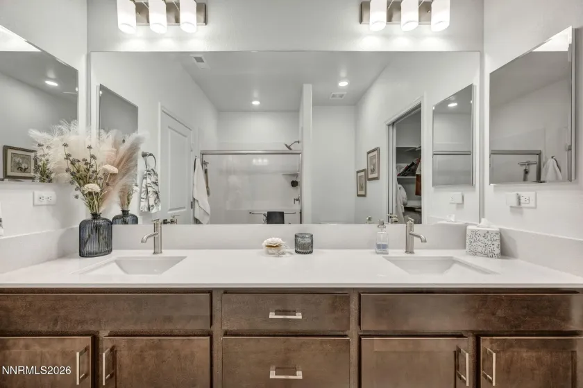 10862 Farmstead, Reno, Nevada 89521, 2 Bedrooms Bedrooms, ,2 BathroomsBathrooms,Residential,Residential,Farmstead,0,260008210