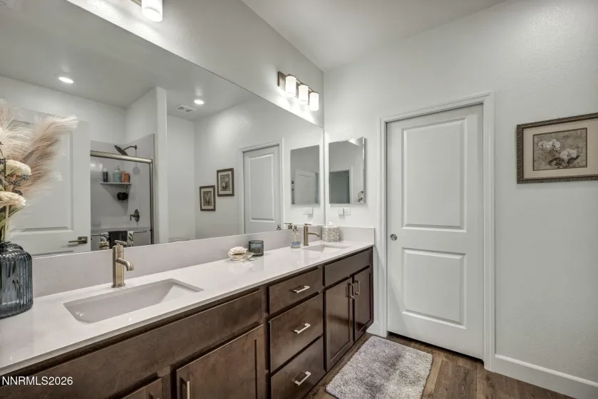 10862 Farmstead, Reno, Nevada 89521, 2 Bedrooms Bedrooms, ,2 BathroomsBathrooms,Residential,Residential,Farmstead,0,260008210