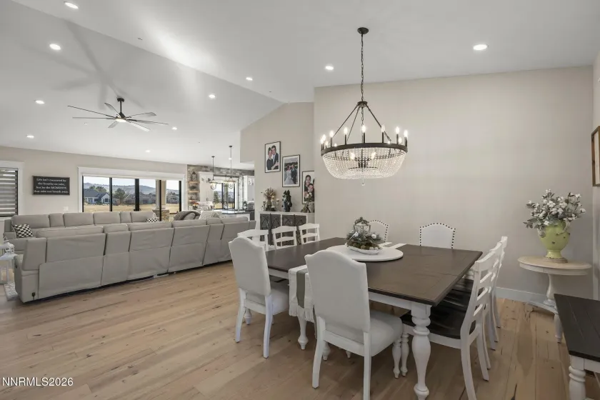 7201 Silver King, Sparks, Nevada 89436, 4 Bedrooms Bedrooms, ,4 BathroomsBathrooms,Residential,Residential,Silver King,0,260001369
