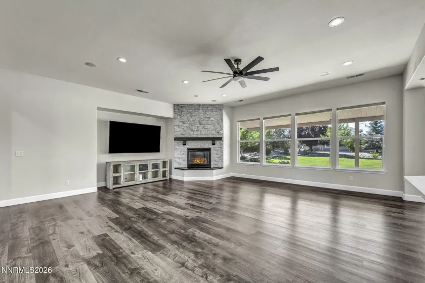 400 Sunset Springs, Spanish Springs, Nevada 89441, 4 Bedrooms Bedrooms, ,3 BathroomsBathrooms,Residential,Residential,Sunset Springs,0,260008215