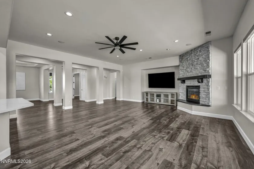 400 Sunset Springs, Spanish Springs, Nevada 89441, 4 Bedrooms Bedrooms, ,3 BathroomsBathrooms,Residential,Residential,Sunset Springs,0,260008215