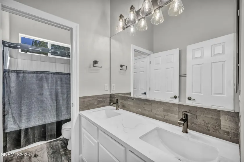 Bathroom 2